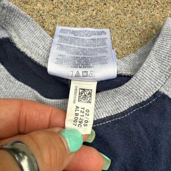 Vintage Y2K Adidas Tribal Flame Blade Logo Grunge Streetwear Sleeveless T-shirt - Picture 4 of 10